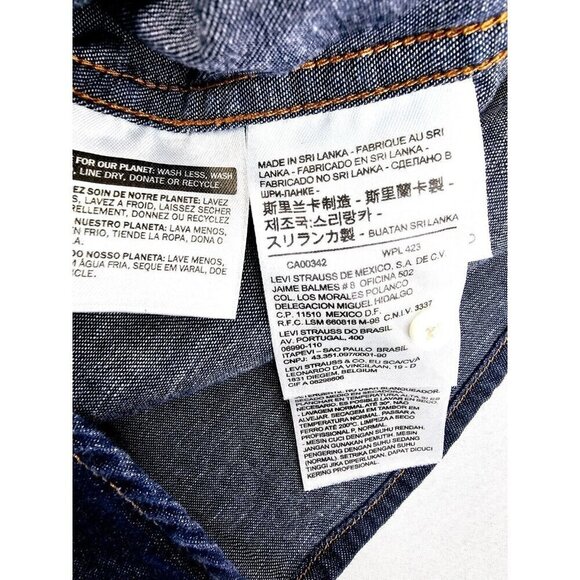 Levi's Classic Size Small Women Blue Pearl Snap Logo Tag Long Sleeve Denim Shirt - Picture 13 of 13